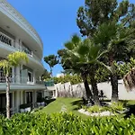 As Hotell